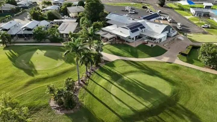Sân golf Emerald Country Club