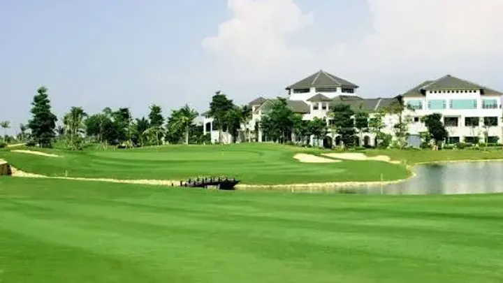 Sân golf VietnamGolf & Country Club